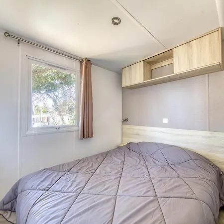אתר קמפינג Mobilhome Siblu Les Viviers