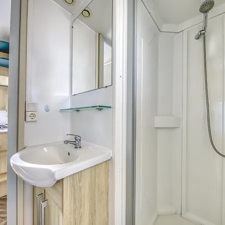 אתר קמפינג Mobilhome Siblu Les Viviers 4*